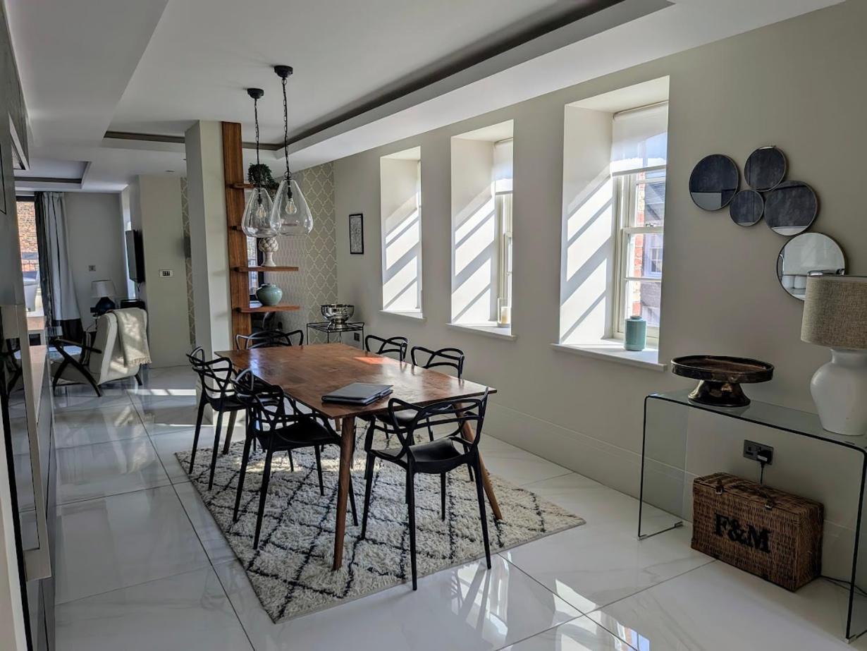 The Old Fire Station Luxury Apartment 요크 외부 사진